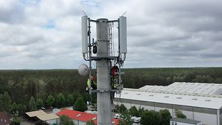 Telekom uses 700 MHz frequency for 5G for the first time.