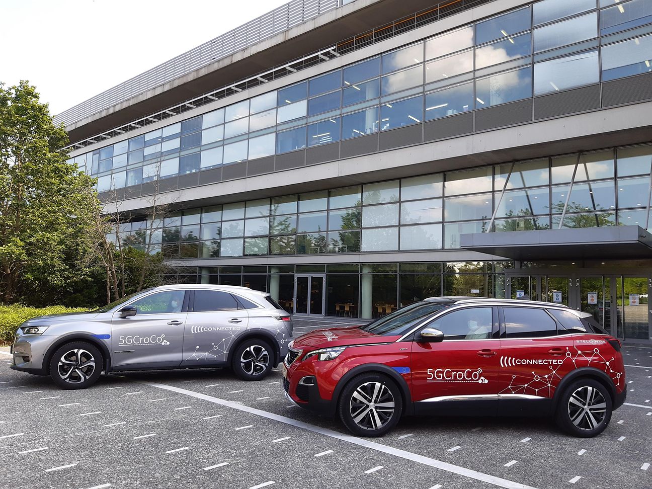 Kollisionswarnung! Autos warnen über 5G vor Gefahren