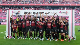 Der AC Mailand gewinnt den 11. Telekom Cup. 