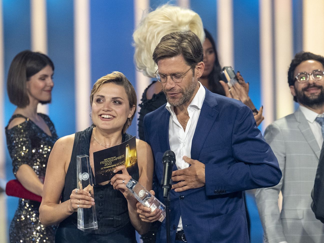 MagentaTV Original „Oh Hell“ gewinnt den Deutschen Fernsehpreis.