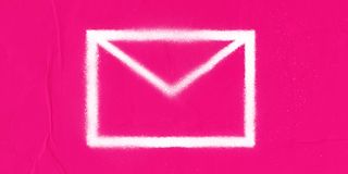 icon for email envelope on magenta background
