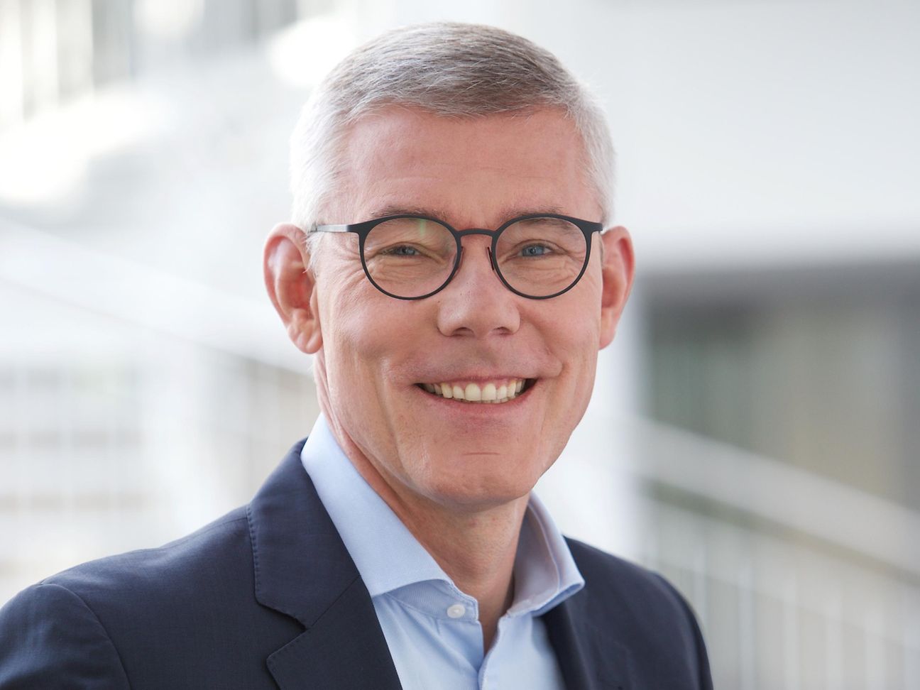 Dr. Christian P. Illek, Board member for Finance (CFO)