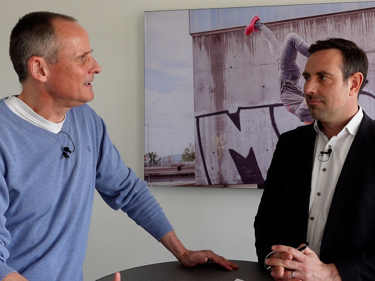 Markus Jodl (links) im Gespräch mit Peter Unger. 