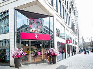 Neuer Telekom Megastore in der Spitalerstraße 3