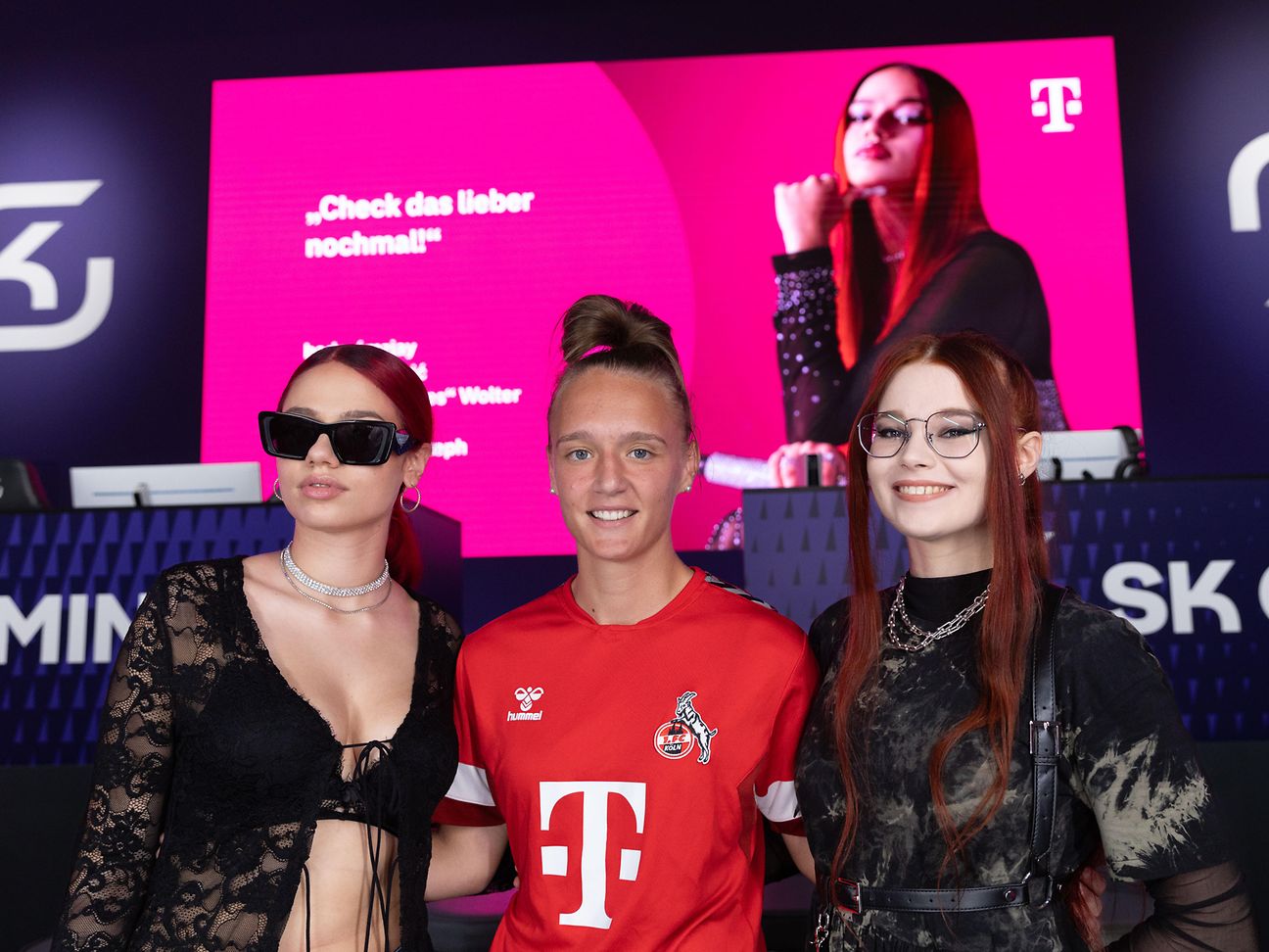  v.l.: badmómzjay, Andrea Gavric, Anika „Ryxcales“ Wolter