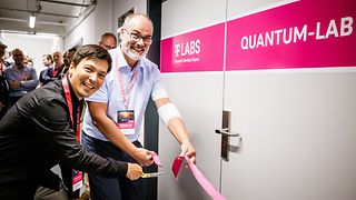Oliver Holschke and Marc Geitz open the quantum lab of Deutsche Telekom
