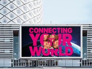 Telekom's new claim puts the focus on its internationality and customer perspective.