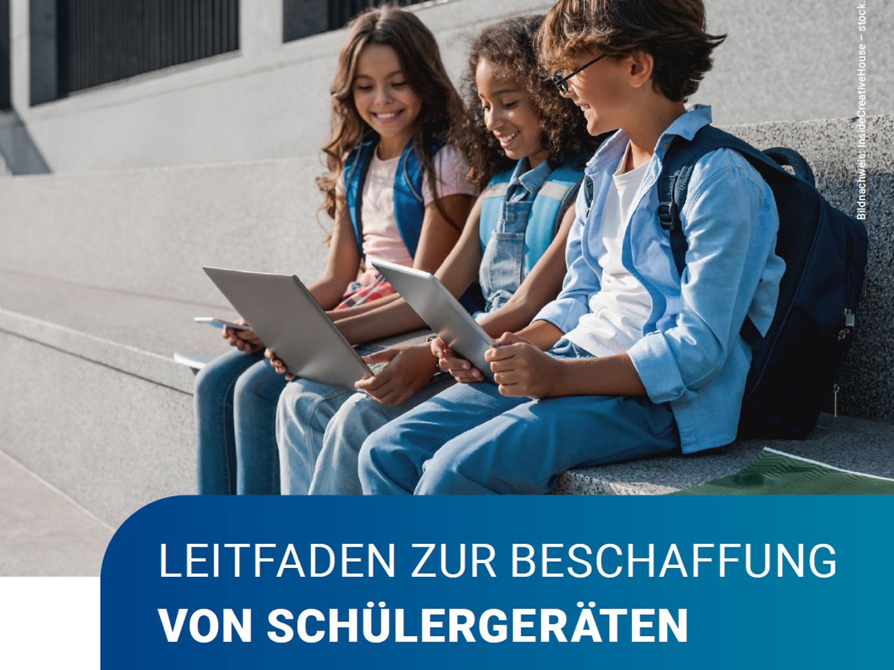 Deckblatt vom Leitfaden zur Beschaffung von Schülergeräten