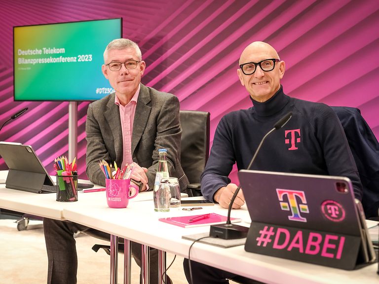 From left: Christian Illek and Tim Höttges at the press conference