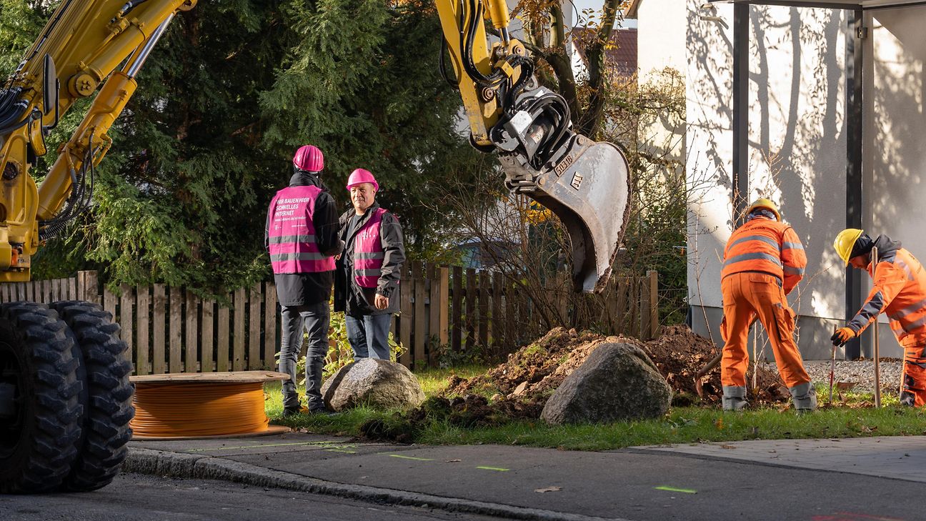 Atrbeiter bei Erdarbeiten