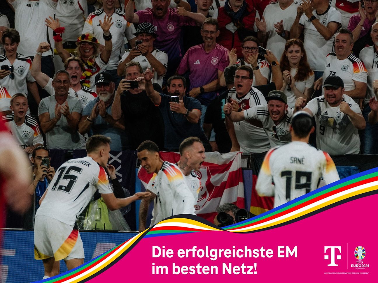 Jubelnde Spieler der deutschen Nationalmannschaft