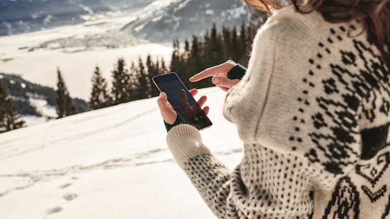 Deutsche Telekom and Google Successfully Test SMS over Satellite on Google Pixel 9