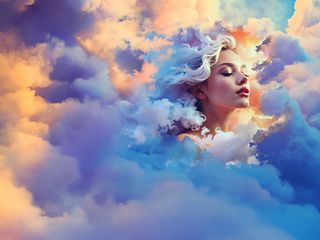 Eine Frauengesicht taucht in Wolken