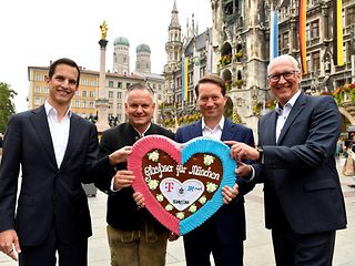 Von links: Rodrigo Diehl, Dr. Christian Scharpf, Dr Florian Bieberbach, Maximilian Oertle.