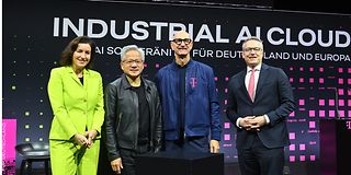 v.l.n.r.: Dorothee Bär, Jensen Huang, Tim Höttges, Dr. Karsten Wildberger
