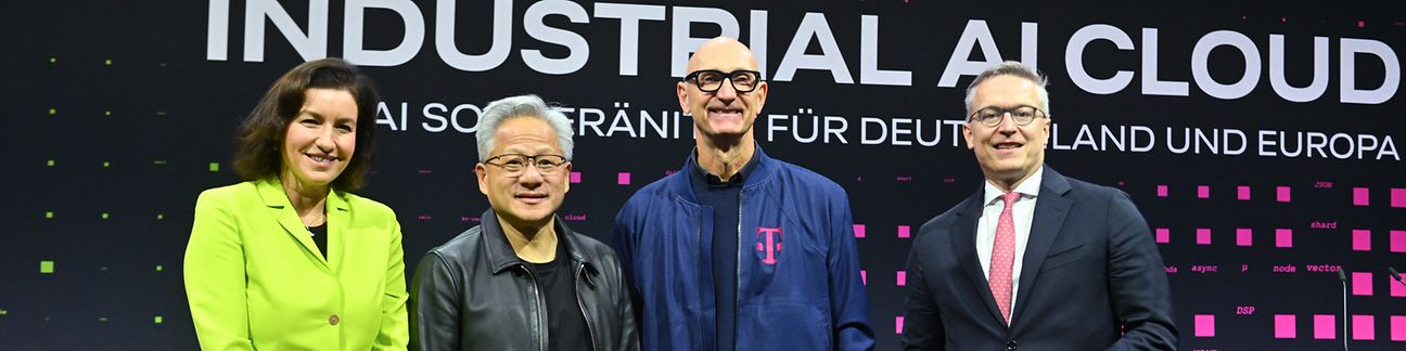 v.l.n.r.: Dorothee Bär, Jensen Huang, Tim Höttges, Dr. Karsten Wildberger