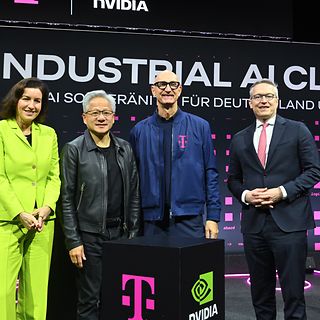 from left.: Dorothee Bär, Jensen Huang, Tim Höttges, Dr. Karsten Wildberger