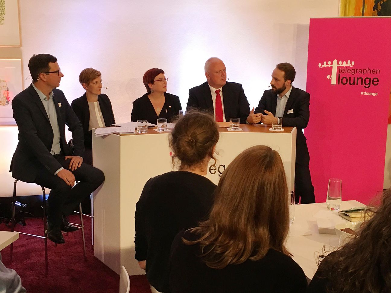 Telegraphen Lounge Diskutierten in Berlin (v.l.): Wolf Christian Ulrich, Susann Rüthrich, Simone Rafael, Ulrich Kelber und Lutz Mache