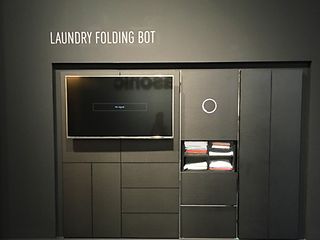 Panasonic Laundry Folding Bot IFA 2016