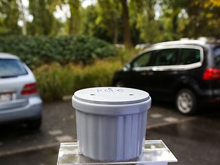Erstes standardisiertes NB-IoT Smart Parking System in Bonn: Parkplatzsuche leicht gemacht