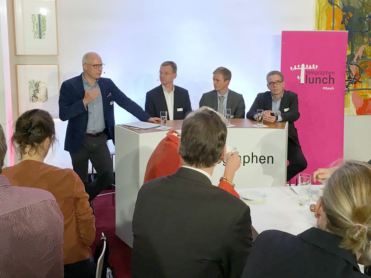 Gesprächsrunde beim tlunch