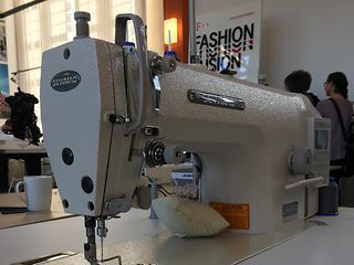 Sewing machine in the Fashion Fusion Lab