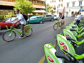 Smart-City-Smart-Bike-Sharing-in-Budapest-EN