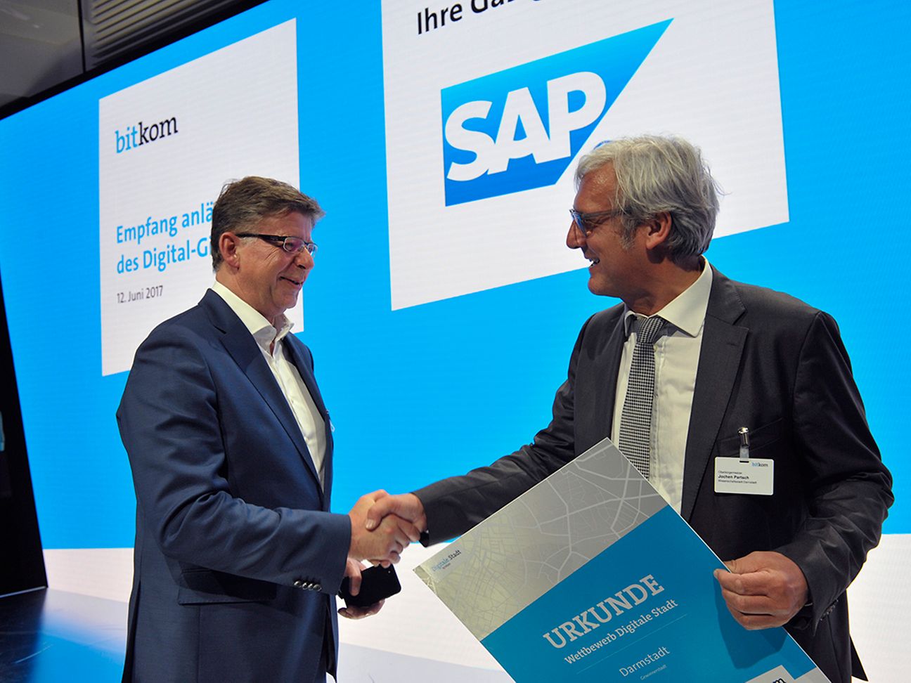 Jochen Partsch und Reinhard Clemens beim Digital-Gipfels in Ludwigshafen.