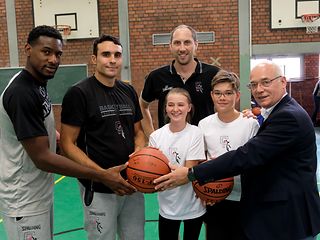 Eine ganz besondere baskets@school Einheit als Start in die neue Saison 2017/2018