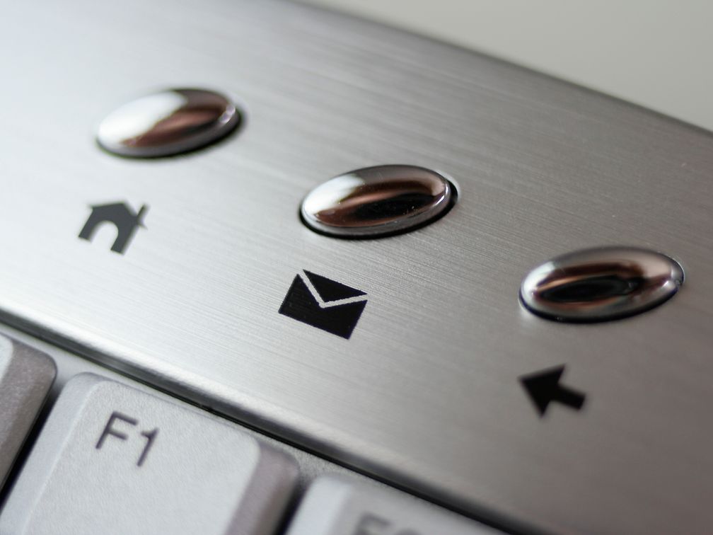 TELEKOM CUSTOMER SERVICE EMAIL intelligence overview