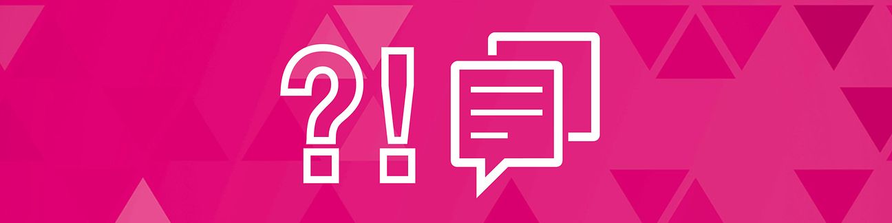 FAQ - weißes Fragezeichen, Ausrufezeichen und Dialogsymbole auf magentafarbenen Hintergrund.
