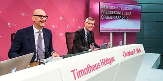 Tim Höttges und Christian P. Illek bei der Bilanz-Pressekonferenz 2018