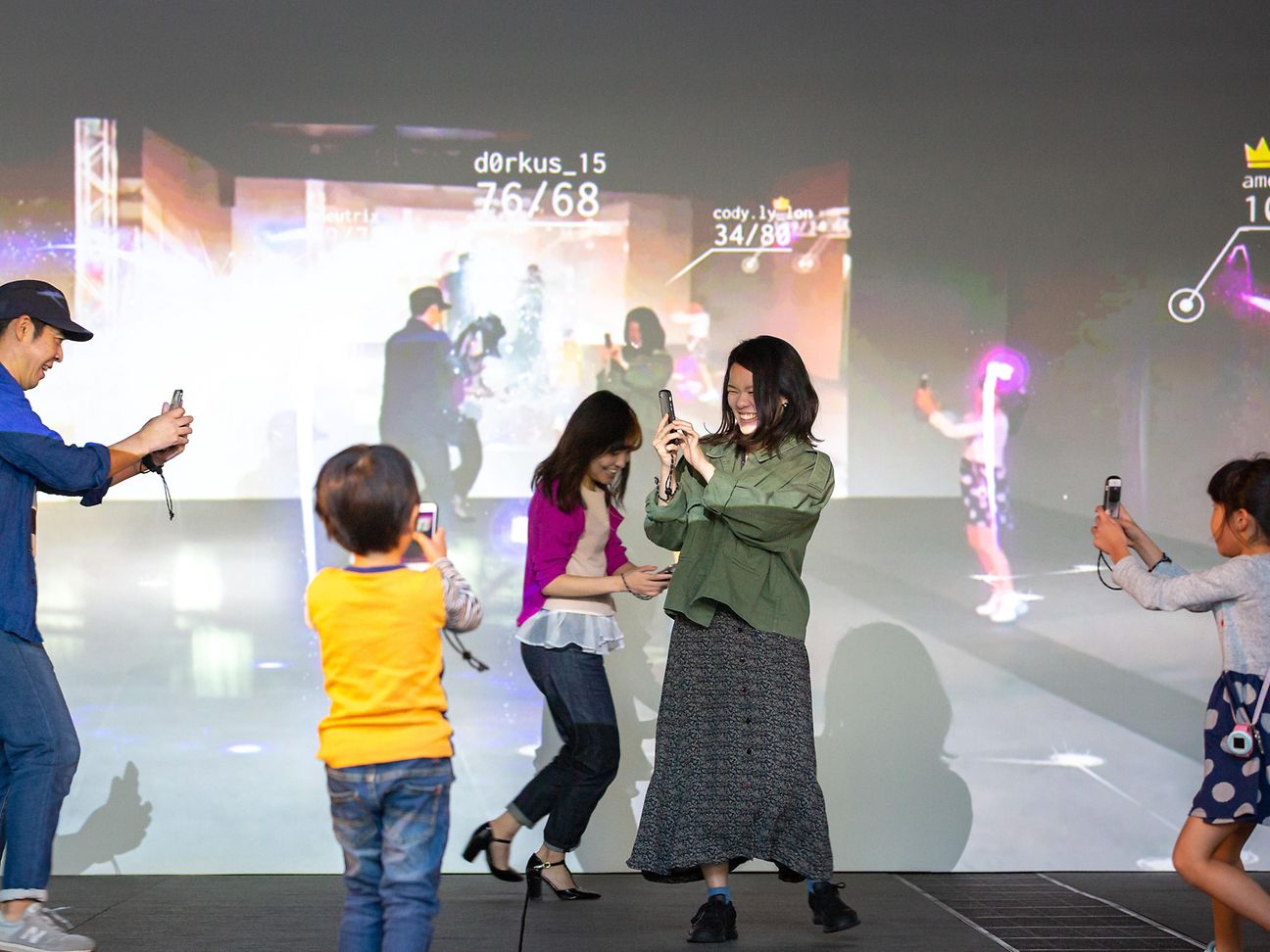 “Codename: Neon”, the world’s first edge-enhanced Mixed Reality Multiplayer Experience