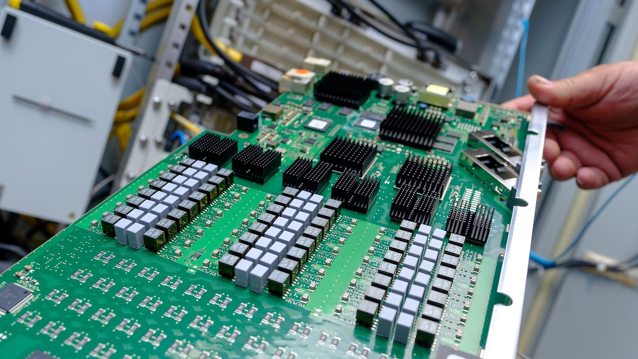20 million households with speeds up to 250 Mbit/s