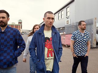 Bastille aus London treten beim Telekom Street Gig auf.