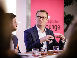 „Der DigitalPakt legt den Schwerpunkt auf Vernetzung und Anbindung“, sagt Oliver Kaczmarek.