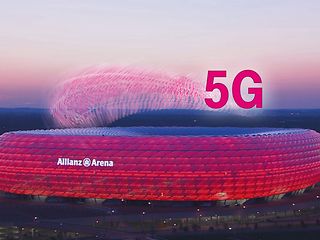 5G brings the soccer match of the future to the fans.