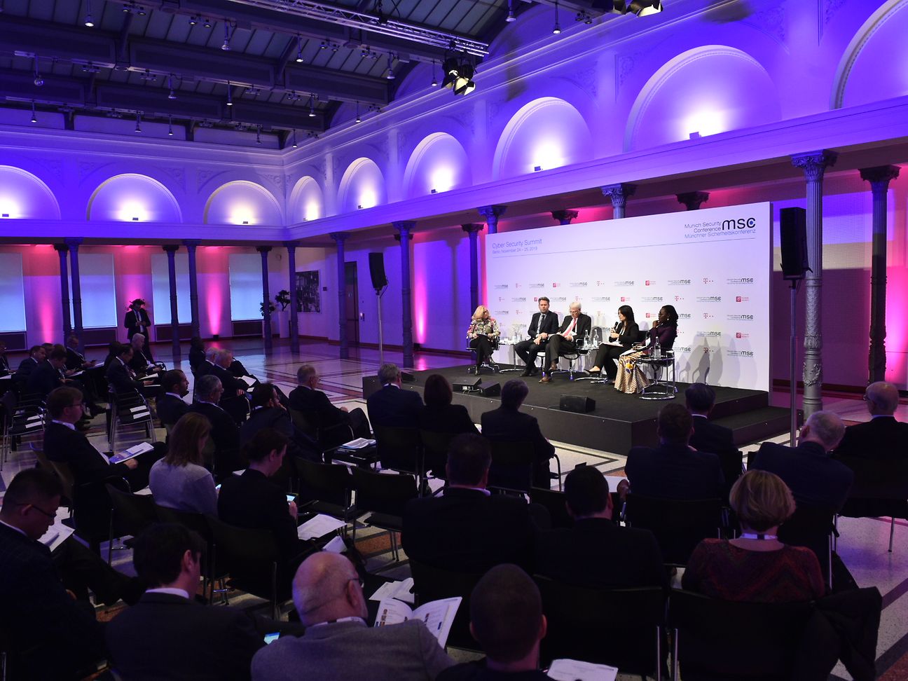 Zwei Digitaltagungen – ein großes Thema: Cyber Security