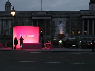 Öffentliche T-Mobile Werbung in London