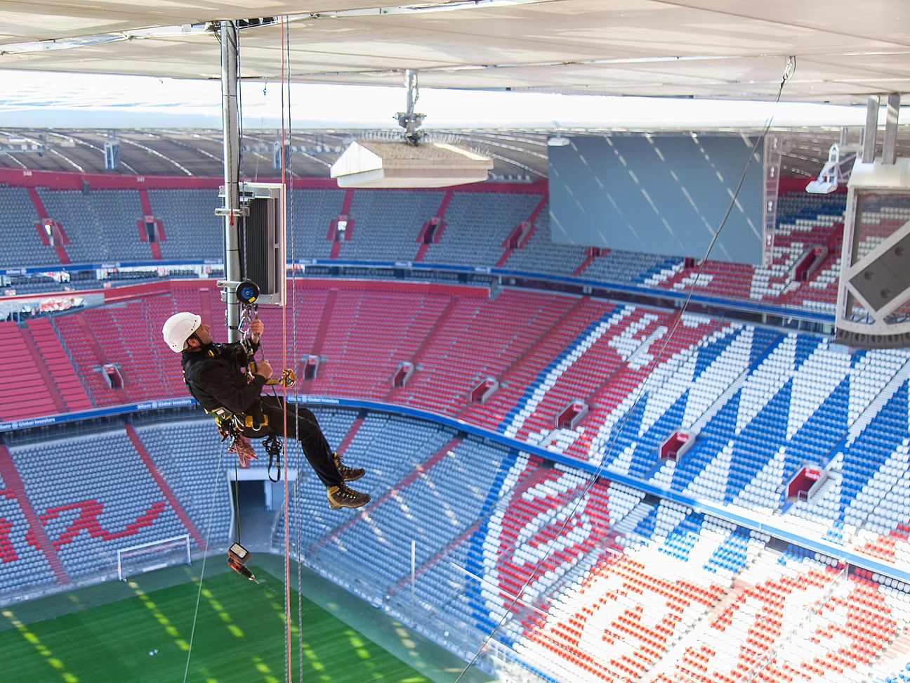 200522-5G-Allianz-Arena