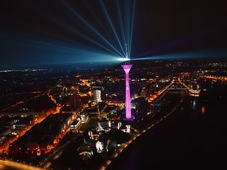 5G Motiv Rheinturm Düsseldorf inspiriert vom Rheinkomet, 1