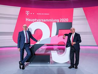 CEO Timotheus Höttges (left) and Ulrich Lehner, chairman of the supervisory board.