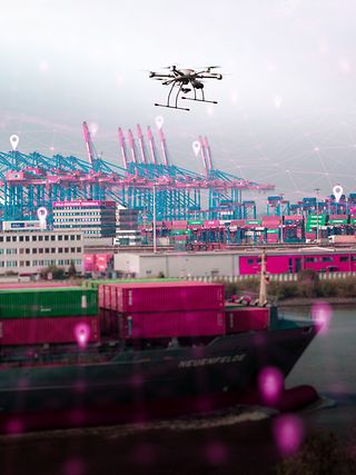 An HHLA Sky Drone flies automatically in the Port of Hamburg. 