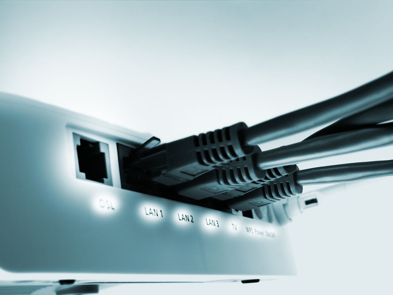 Router mit Anschlüssen
