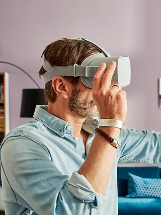 210915-virtual-reality-en