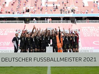 Der FC Bayern München ist Deutscher Fußballmeister 2021.