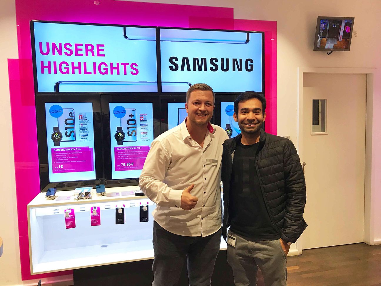 Naveen im Telekom-Shop