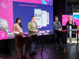 Richard Damm, Hanna Rieke, Reghu Ram Thanumalayan SVP,