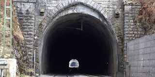 39 Tunnel durchquert die Schwarzwaldbahn